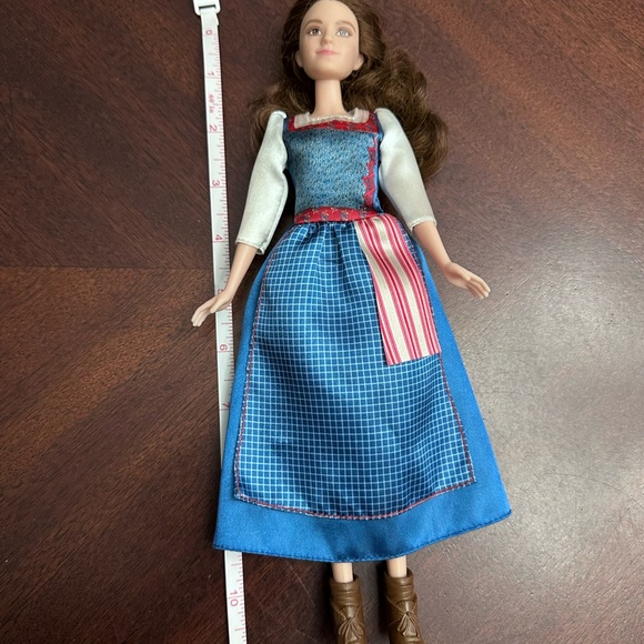 Beauty And The Beast Emma Watson Village Dress Belle Doll - Picture 5 of 6
